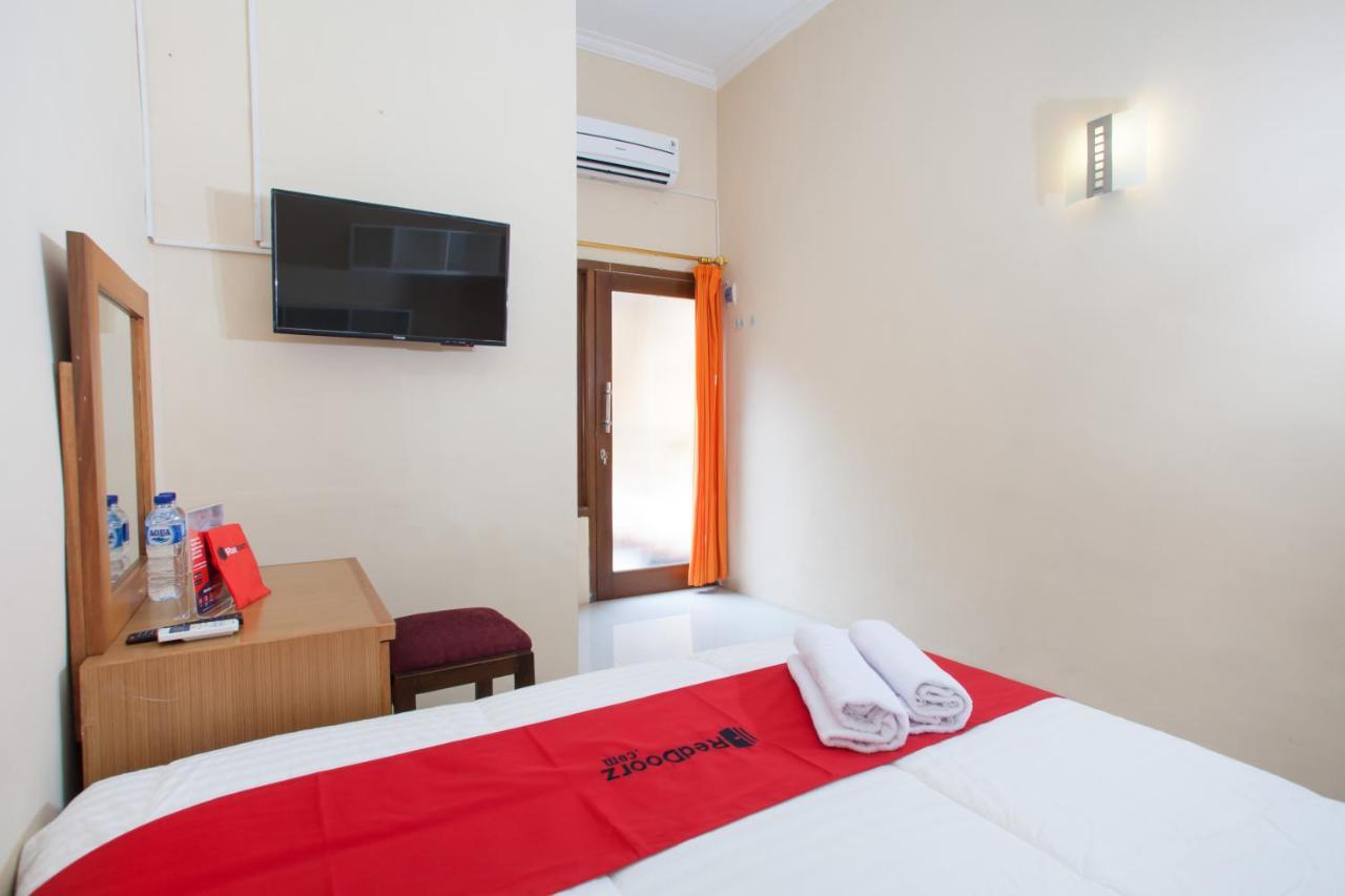 Hotel Reddoorz Syariah Near Untag Banyuwangi Banyuwangi  Exterior foto
